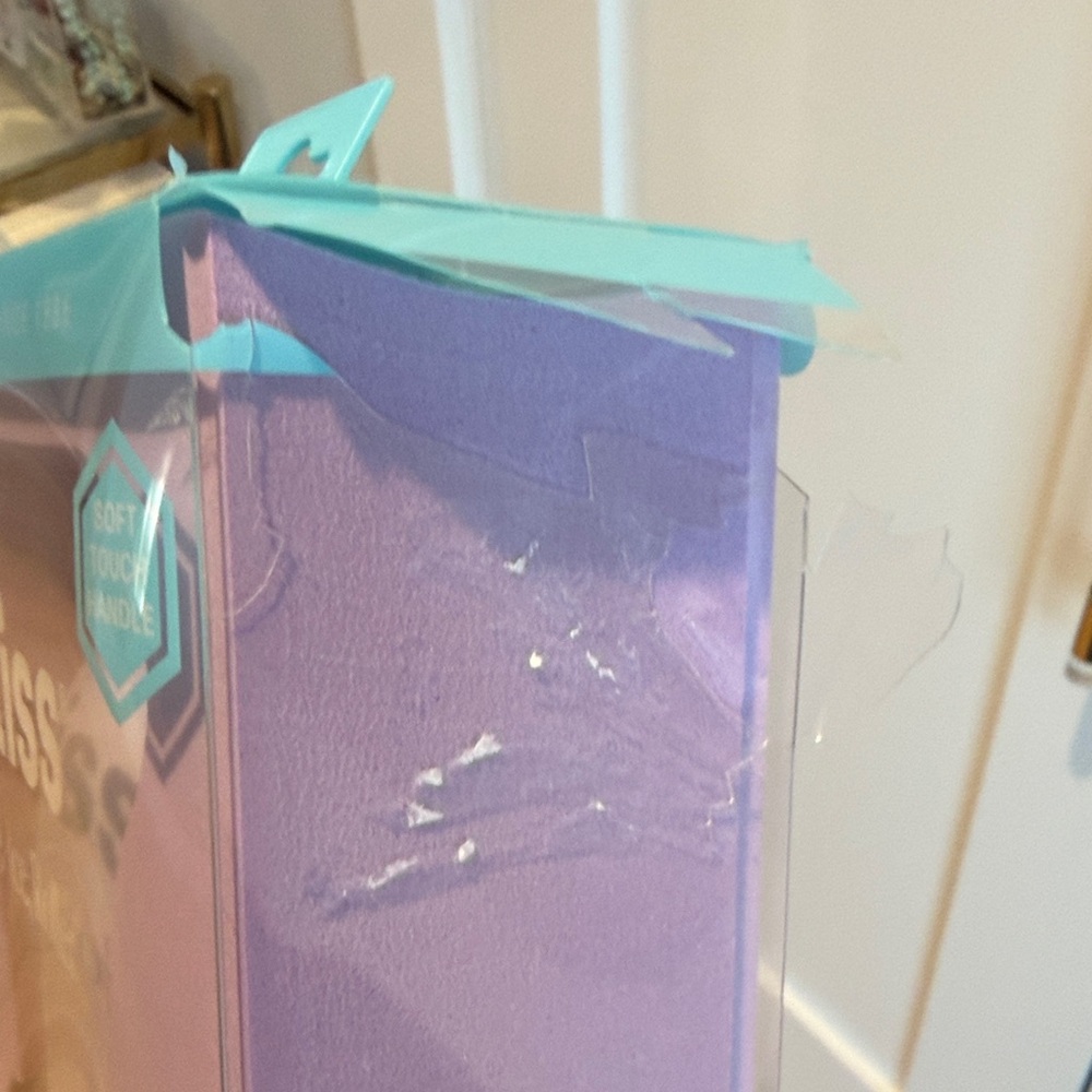 Bliss Lavender Ice Roller with Soft Touch Handle - Picture 4 of 4